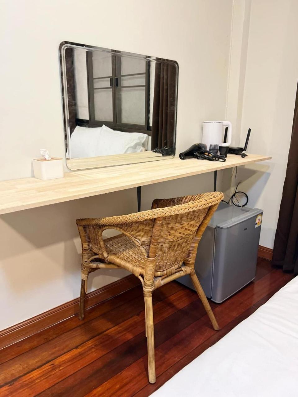 Go Inn Sao Chingcha - โกอินน์ เสาชิงช้า Bangkok Esterno foto